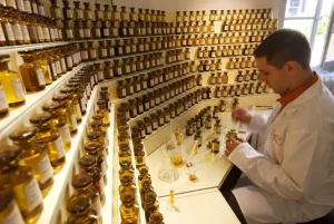 غلظت عطر